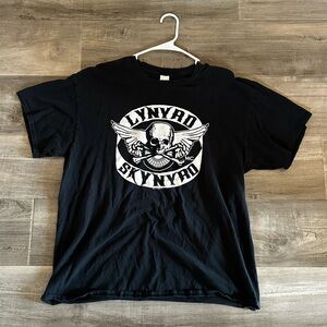 Gildan Black Graphic Tee with White Design